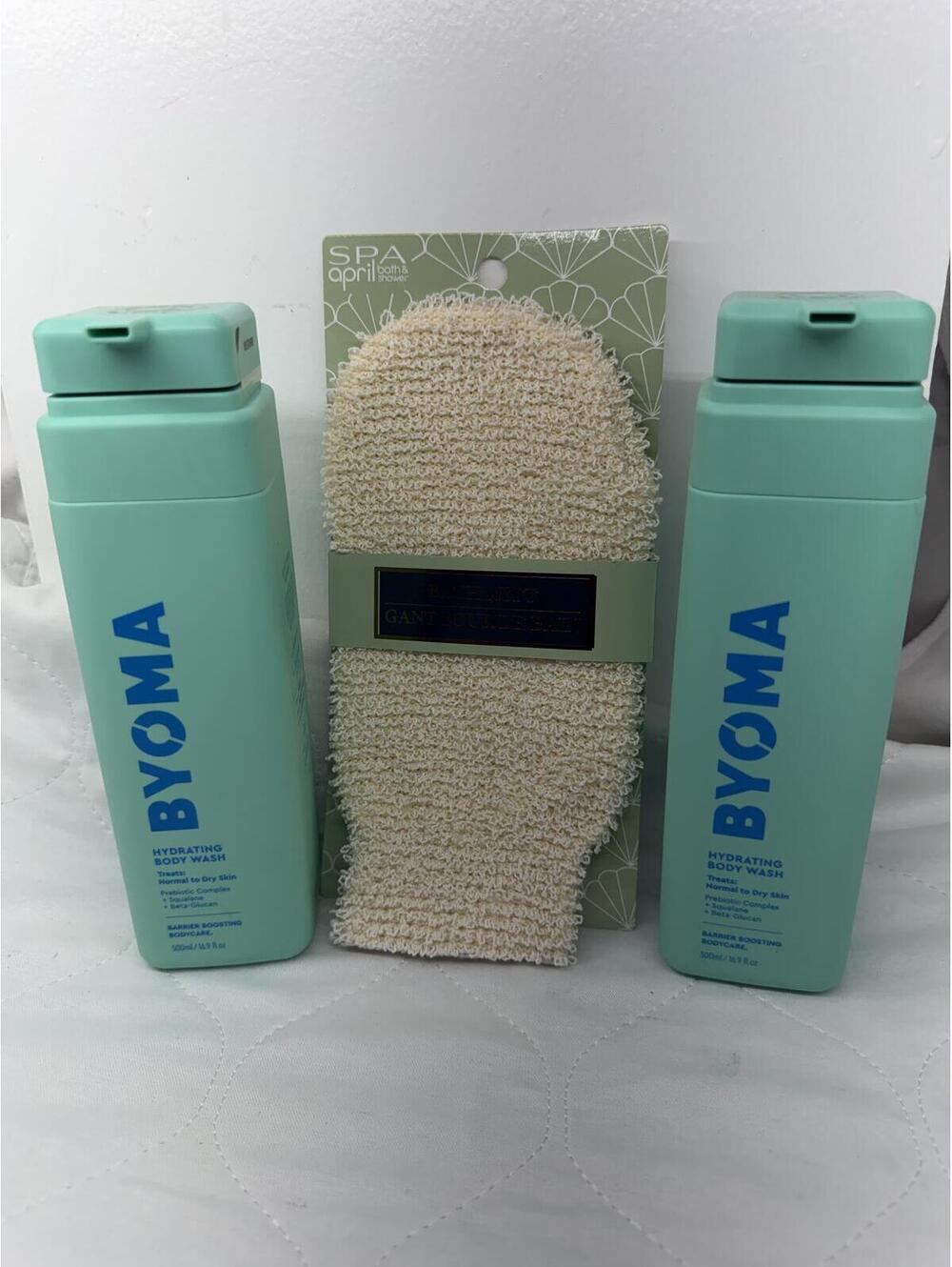 BYOMA Hydrating Body Wash 2pk 16.9oz & Spa April Bath Mitt - Barrier Repair NEW